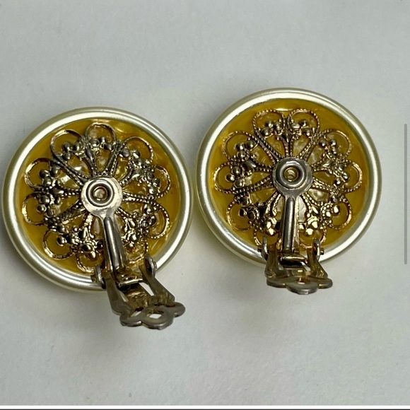 Vintage Napier Faux Pearl Multi-Strand Necklace + Unmarked Faux Pearl Clip-Ons - Picture 8 of 8